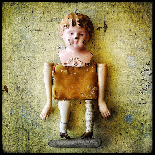 Ginger crunch woman